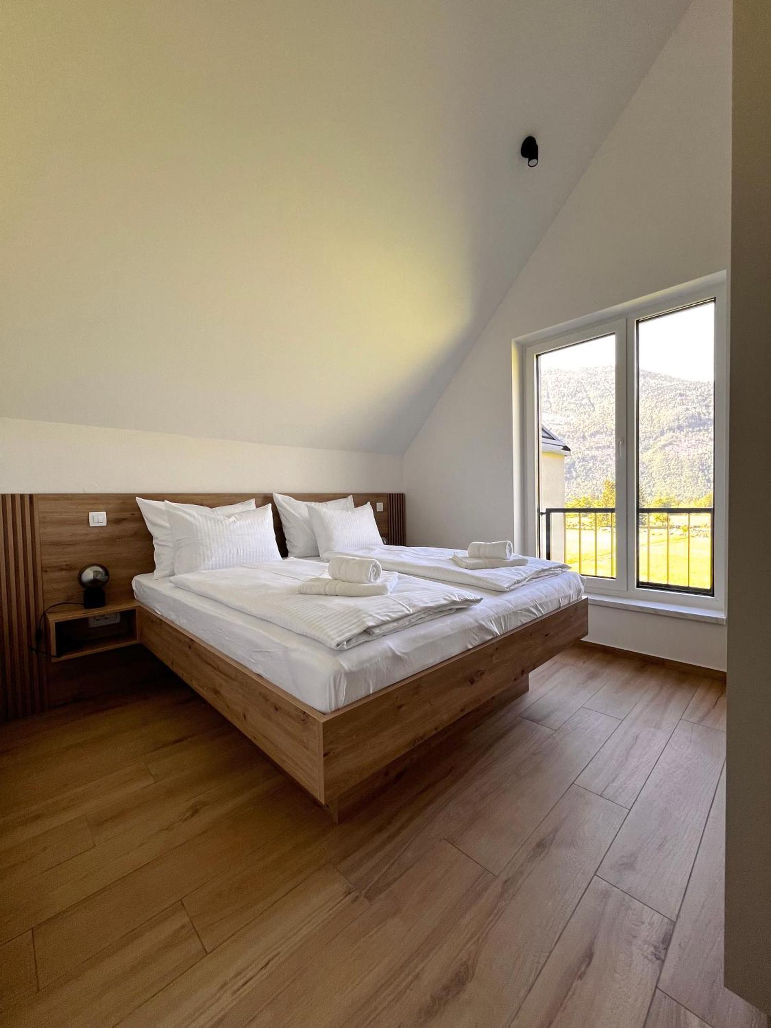 Ferienwohnung Alpine Haven Bovec Exterior foto